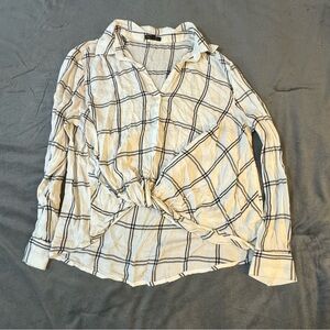 Dynamite White and Black Long Sleeve Tie Front Button Down Shirt

#1108